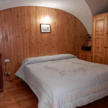 Elena Apartment *